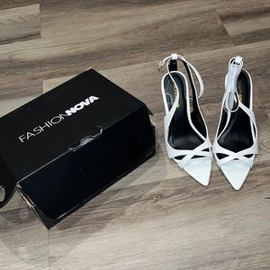 Brand new White Fashion Nova heels